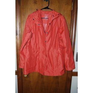 LL BEAN WOMENS NYLON ZIP JACKET ORANGE SIZE LARGE